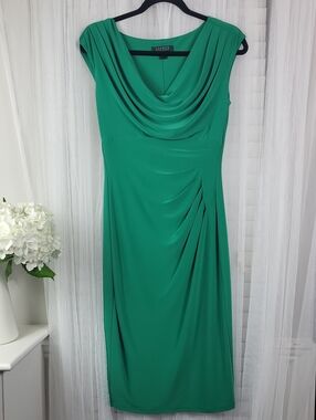 Lauren Ralph Lauren Emerald green Draped Sheath Dress. Size 4